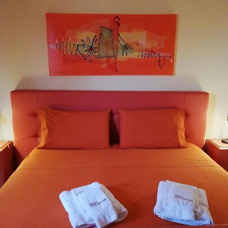 B&B Domus Traiani Μπενεβέντο Εξωτερικό φωτογραφία